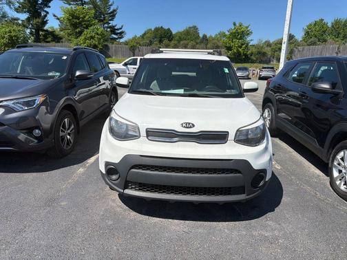 Clear White 2017 Kia Soul Base