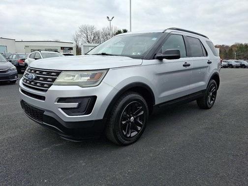 2016 Ford Explorer Base