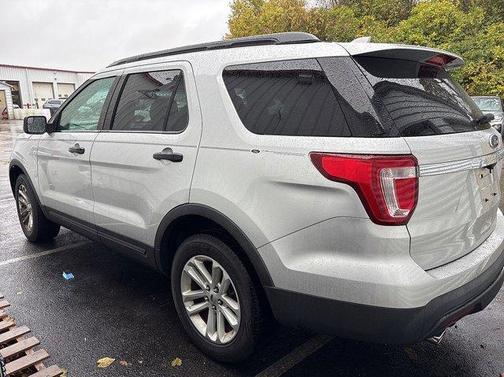 2016 Ford Explorer Base