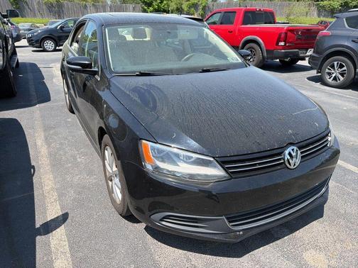 Black Uni 2014 Volkswagen Jetta SE