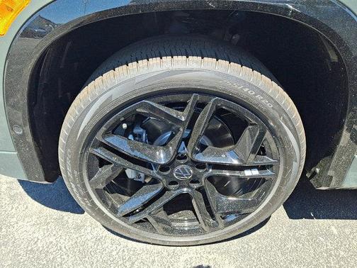 Avocado Green 2026 Volkswagen Tiguan 2.0T SE R-Line Black