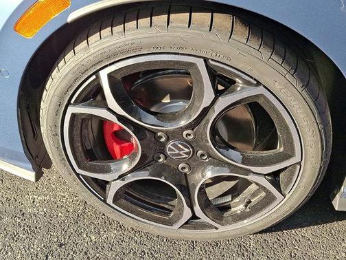 2026 Volkswagen Golf GTI AUTOBAHN