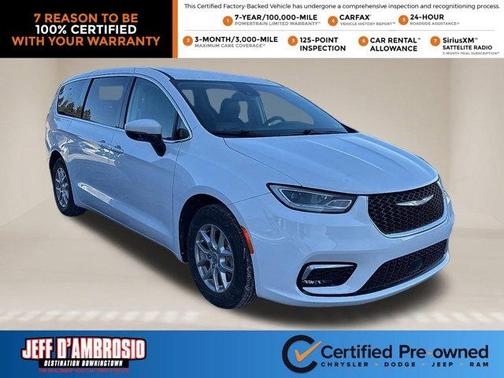 2023 Chrysler Pacifica Touring-L