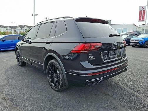 2022 Volkswagen Tiguan 2.0T SE R-Line Black