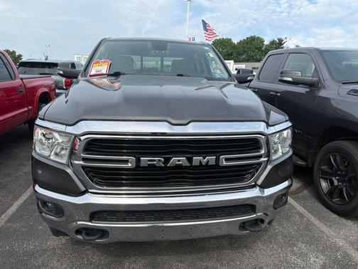 Crystal Metallic 2019 RAM 1500 Big Horn