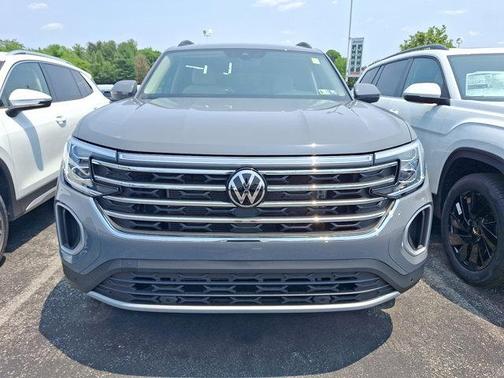 2025 Volkswagen Atlas 2.0T SE