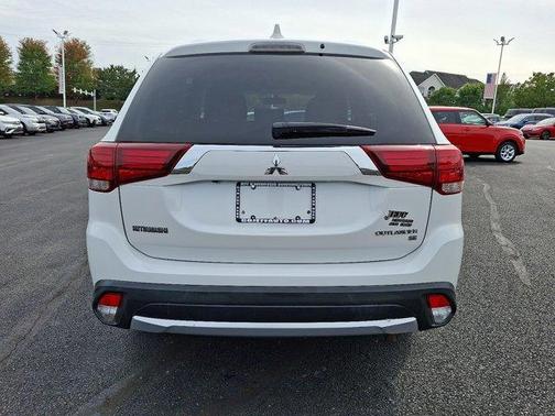 2017 Mitsubishi Outlander SE
