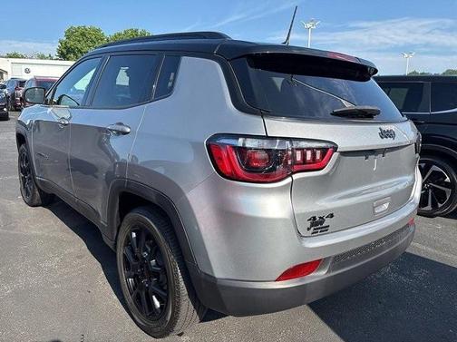 2022 Jeep Compass Altitude