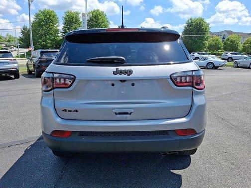 2022 Jeep Compass Altitude