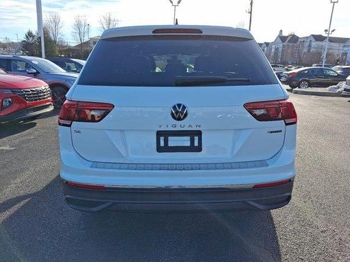 2023 Volkswagen Tiguan 2.0T SE