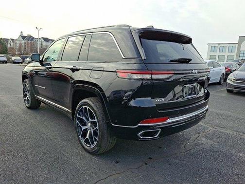 2024 Jeep Grand Cherokee Summit