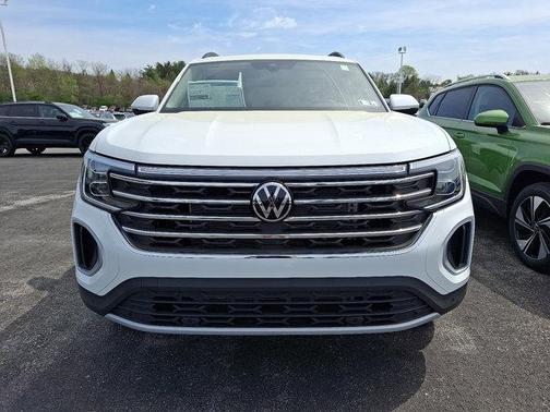 2025 Volkswagen Atlas 2.0T SE