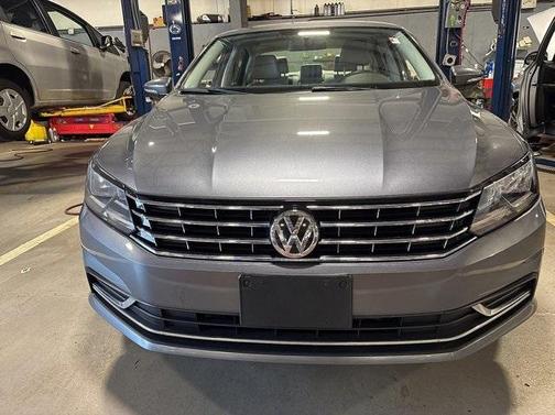 2019 Volkswagen Passat 2.0T Wolfsburg