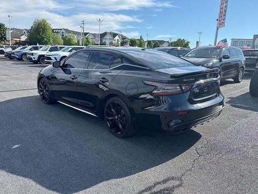 Black 2019 Nissan Maxima 3.5 SR
