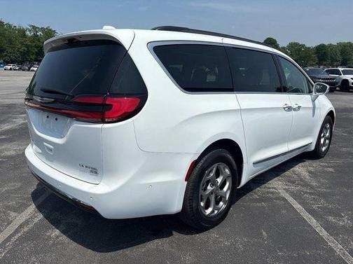 2022 Chrysler Pacifica Limited