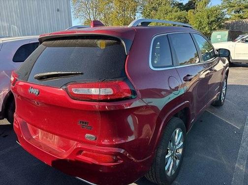 2016 Jeep Cherokee Overland