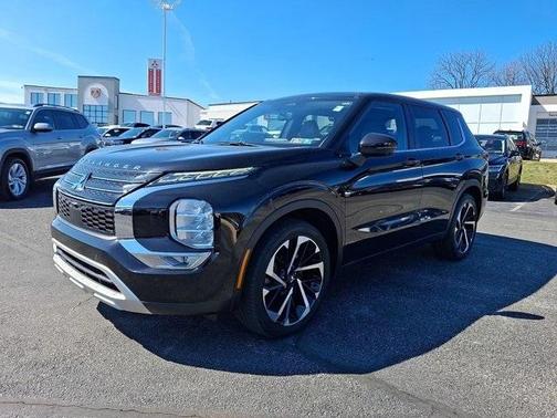 2022 Mitsubishi Outlander SE