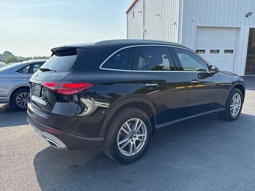 2023 Mercedes-Benz GLC 300 Base 4MATIC
