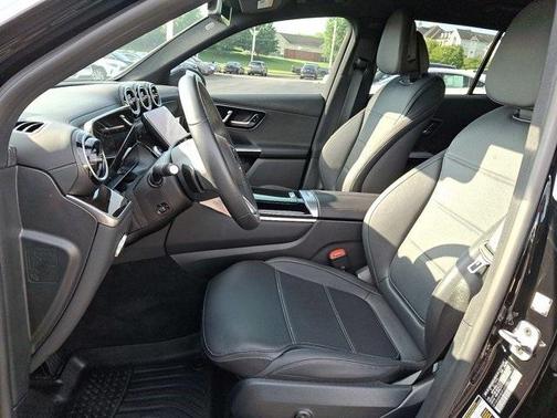 2023 Mercedes-Benz GLC 300 Base 4MATIC