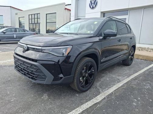 2025 Volkswagen Taos 1.5T SE Black