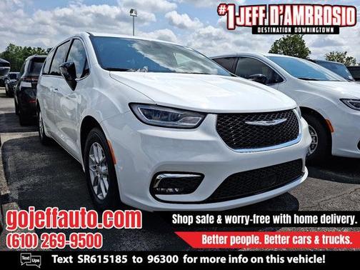 2025 Chrysler Pacifica Select