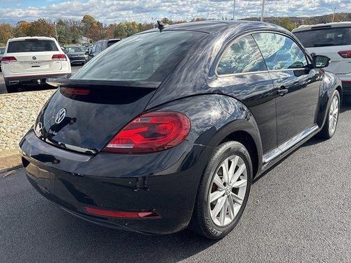 2018 Volkswagen Beetle 2.0T S