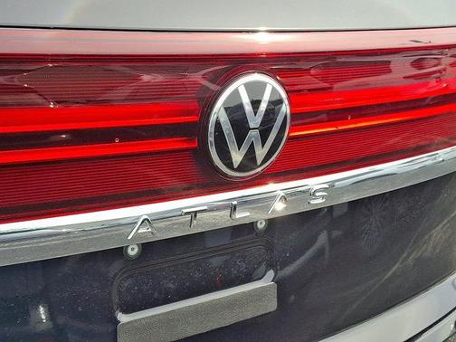 2026 Volkswagen Atlas Cross Sport 2.0T SEL