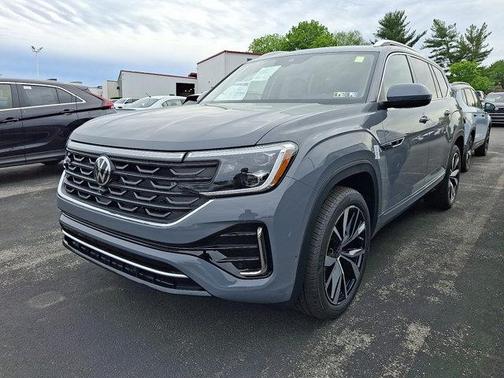 2025 Volkswagen Atlas 2.0T SEL Premium R-Line