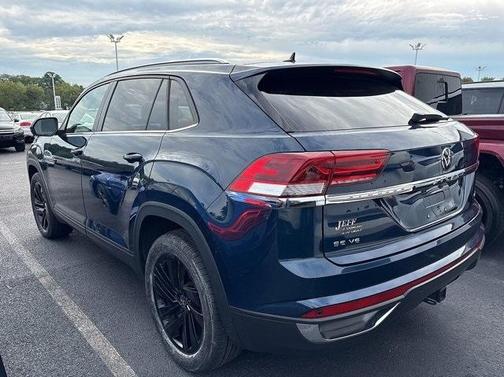 2022 Volkswagen Atlas Cross Sport 3.6L V6 SE w/Technology