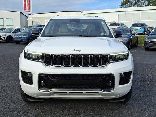 2022 Jeep Grand Cherokee Overland