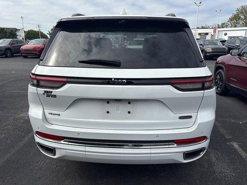 2022 Jeep Grand Cherokee Overland
