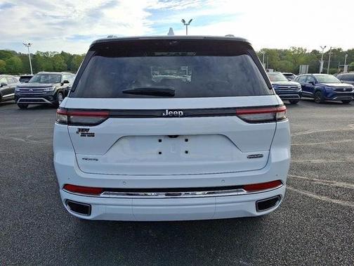 2022 Jeep Grand Cherokee Overland