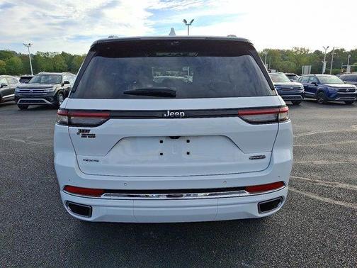 2022 Jeep Grand Cherokee Overland