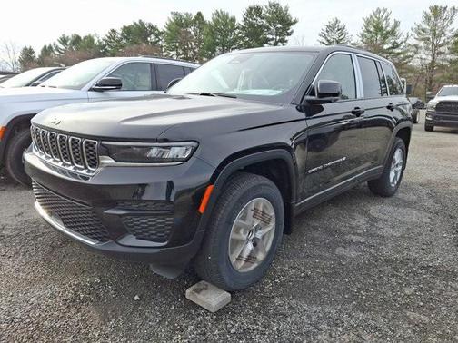 2024 Jeep Grand Cherokee Laredo X