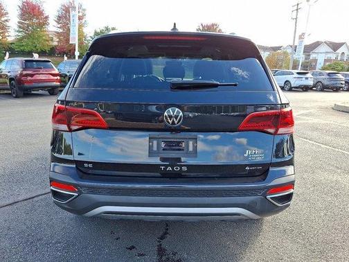 2022 Volkswagen Taos 1.5T SE