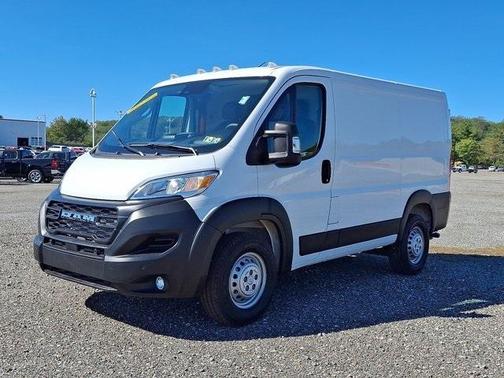 2025 RAM ProMaster 1500 Low Roof