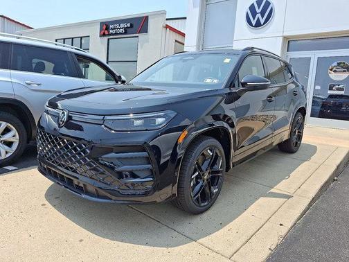 2025 Volkswagen Tiguan 2.0T SE R-Line Black