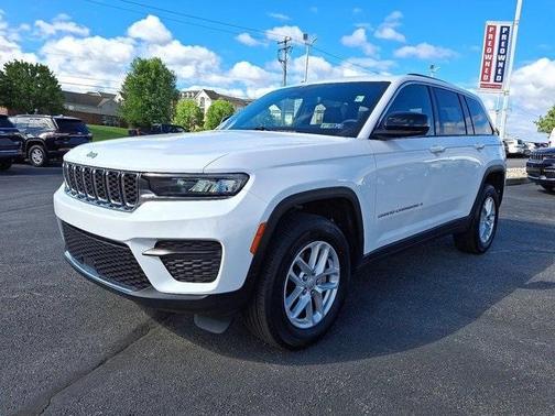 2024 Jeep Grand Cherokee Laredo