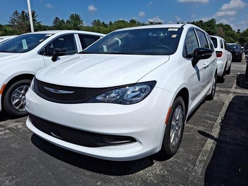 2026 Chrysler Voyager LX
