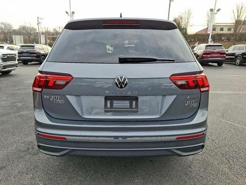 2023 Volkswagen Tiguan 2.0T SE