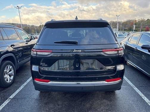 2023 Jeep Grand Cherokee Laredo