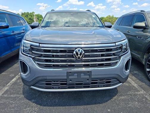 Pure Gray 2026 Volkswagen Atlas 2.0T SE W/TECHNOLOGY