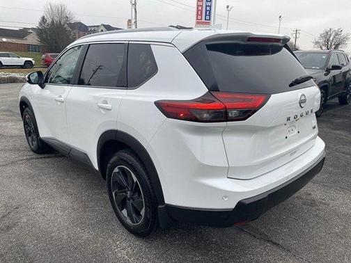 2024 Nissan Rogue SV