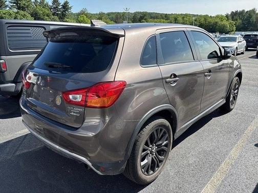 2017 Mitsubishi Outlander Sport 2.0 LE