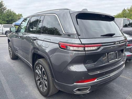 2022 Jeep Grand Cherokee Overland