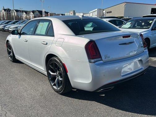 2021 Chrysler 300 S