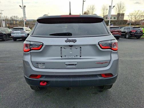 2020 Jeep Compass Trailhawk