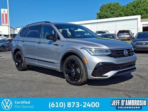 Pyrite Silver Metallic 2023 Volkswagen Tiguan 2.0T SE R-Line Black