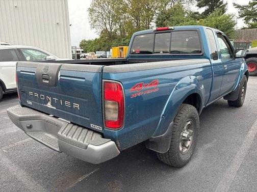2004 Nissan Frontier XE-V6 King Cab