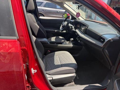 Scarlet Ember T 2025 Nissan Kicks SV